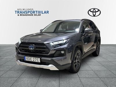 Grå Begagnad 2024 Toyota RAV4 Hybrid SUV | 489 900 kr (Lite dyr)