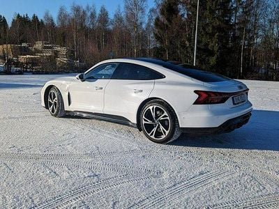 Audi e-tron GT quattro