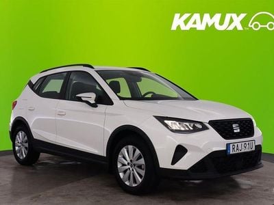Vit Begagnad 2023 Seat Arona Style SUV | 168 800 kr (Marknadspris)