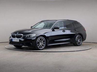 BMW 330e