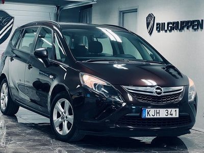 Begagnad Opel Zafira 140 HK (102 kW) 2013 Brun Minibuss