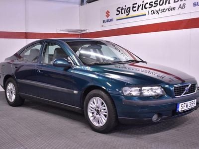 Mörkgrön Begagnad 2001 Volvo S60 Business Edition Sedan | 24 500 kr (Marknadspris)
