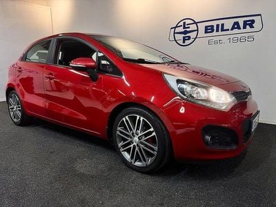 Röd Begagnad 2013 Kia Rio Comfort Halvkombi | 74 000 kr (Dyr)