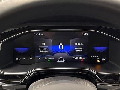 Vit Begagnad 2023 VW Taigo R-line SUV | 267 000 kr (Marknadspris)