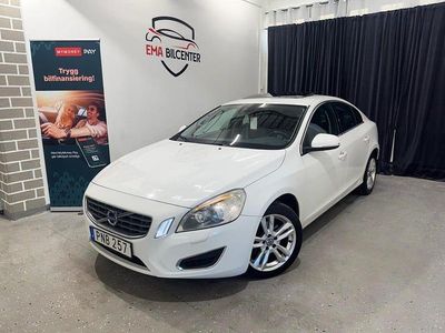 Vit Begagnad 2010 Volvo S60 Summum Sedan | 84 900 kr (Lite dyr)