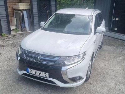 Mitsubishi Outlander P-HEV