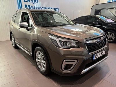 Ljusbrun Begagnad 2019 Subaru Forester SUV | 259 900 kr (Marknadspris)
