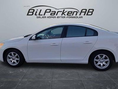 Begagnad Volvo S60 Kinetic 116 HK (85 kW) 2011 Vit Sedan