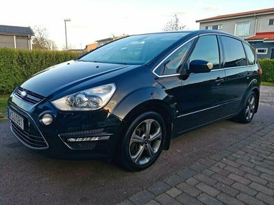begagnad Ford S-MAX 2.0 EcoBoost Powershift 7-sits 203hk