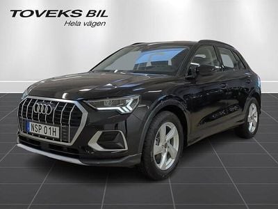 Svart Begagnad 2024 Audi Q3 Proline SUV | 339 900 kr (Marknadspris)