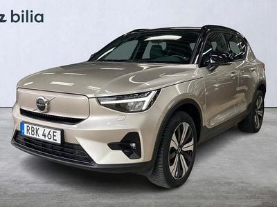Ljusgrå Begagnad 2022 Volvo XC40 Plus SUV | 334 900 kr