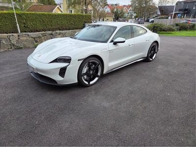 Porsche Taycan 4S