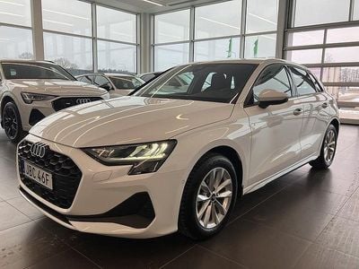 Begagnad Audi A3 Sportback Proline 150 HK (110 kW) 2024 Vit Halvkombi