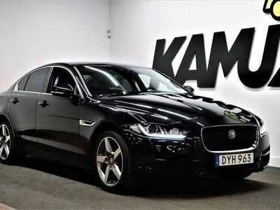 Begagnad Jaguar XE Prestige 180 HK (132 kW) 2017 Svart Sedan