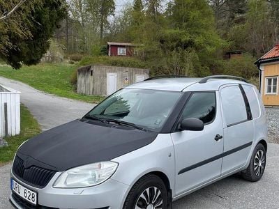 Begagnad Skoda Roomster 75 HK (55 kW) 2013 Minibuss