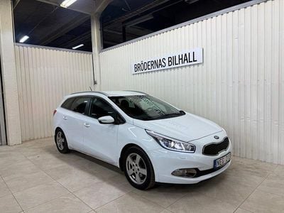 Begagnad Kia Ceed Sportswagon Comfort 128 HK (94 kW) 2012 Vit Kombi