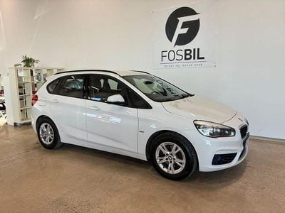 Begagnad BMW 218 Active Tourer Sport Line 150 HK (110 kW) 2016 Vit Minibuss