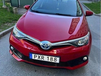 Toyota Auris Hybrid