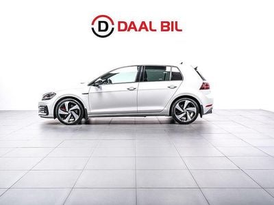 Vit Begagnad 2017 VW Golf VII GTI Halvkombi | 254 700 kr (Marknadspris)