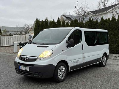 Vit Begagnad 2012 Opel Vivaro Minibuss | 89 900 kr (Dyr)