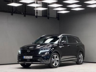 Svart Begagnad 2021 Kia Sorento Advance SUV | 389 900 kr (Marknadspris)