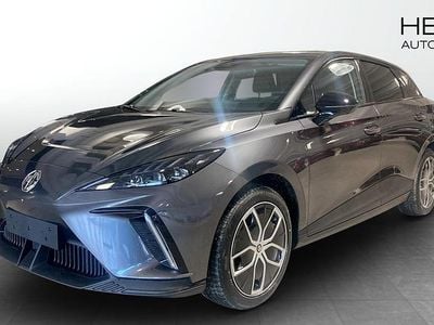 Begagnad MG MG4 EV 150 kW (204 HK) 2024 Grå Halvkombi