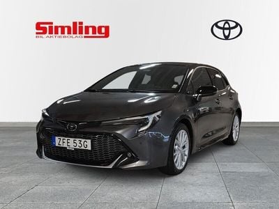 Mörkgrå Begagnad 2023 Toyota Corolla Executive Halvkombi | 359 900 kr (Dyr)