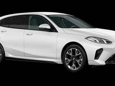 Begagnad BMW 120 170 HK (125 kW) 2000 Alpine white Halvkombi