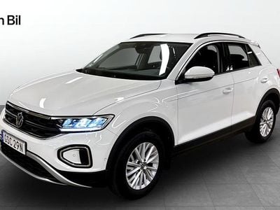 Vit Begagnad 2022 VW T-Roc Life SUV | 219 500 kr (Marknadspris)