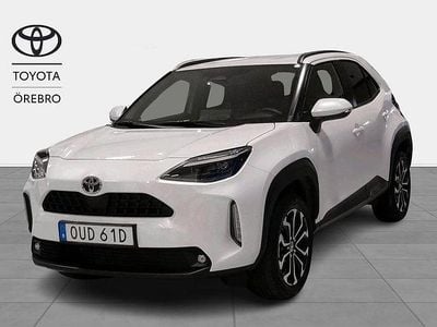 Vit Ny 2025 Toyota Yaris Cross Active SUV | 309 900 kr (Marknadspris)
