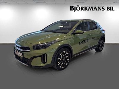 Grön (/ce6/ celadon green m) Begagnad 2023 Kia XCeed SUV | 309 000 kr (Lite dyr)