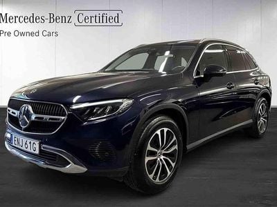 Blå Begagnad 2023 Mercedes GLC200 SUV | 555 800 kr
