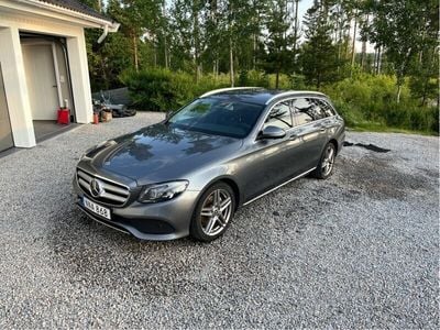 Mercedes E220