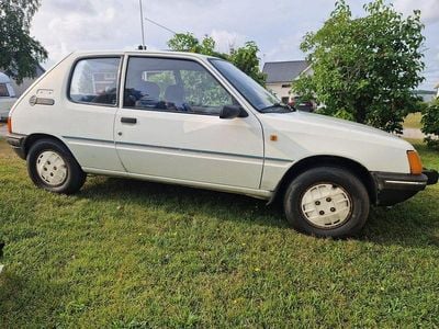 Begagnad 1989 Peugeot 205 Halvkombi | 9 900 kr