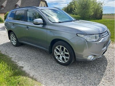 Mitsubishi Outlander P-HEV