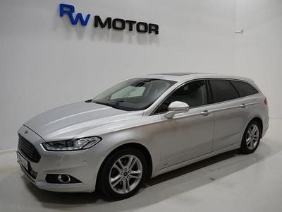Grå Begagnad 2017 Ford Mondeo Titanium Kombi | 164 900 kr (Marknadspris)