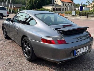 Porsche 911 Carrera