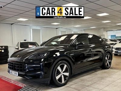 Svart Begagnad 2024 Porsche Cayenne Chrono SUV | 1 049 000 kr