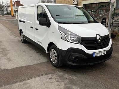 Vit Begagnad 2018 Renault Trafic Minibuss | 108 000 kr (Lite dyr)