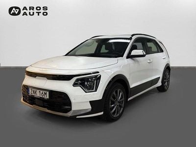 Vit Begagnad 2022 Kia e-Niro SUV | 309 000 kr (Marknadspris)