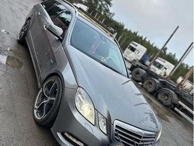 Mercedes E220