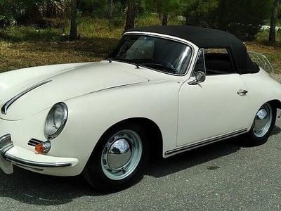 Vit Begagnad 1961 Porsche 356 Cab | 985 000 kr