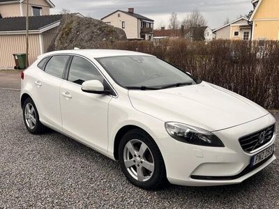 begagnad Volvo V40 D2 Momentum Euro 6