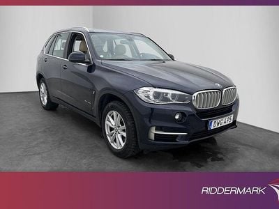 Blå Begagnad 2017 BMW X5 SUV | 254 800 kr
