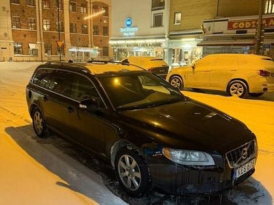 Begagnad 2011 Volvo V70 Kombi | 36 900 kr (Marknadspris)