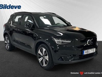 Svart Begagnad 2022 Volvo XC40 Core SUV | 319 900 kr