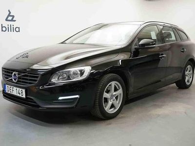 Svart Begagnad 2017 Volvo V60 Kombi | 159 900 kr (Marknadspris)