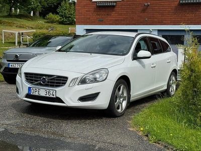 Vit Begagnad 2012 Volvo V60 Kombi | 65 000 kr (Bra pris)