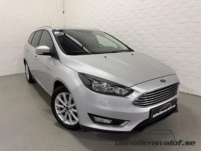 Begagnad Ford Focus Titanium 125 HK (91 kW) 2016 Grå Kombi