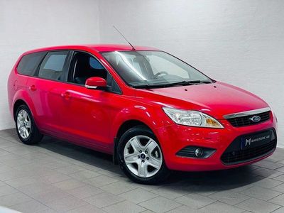 Röd Begagnad 2010 Ford Focus Platinum Kombi | 54 900 kr (Lite dyr)